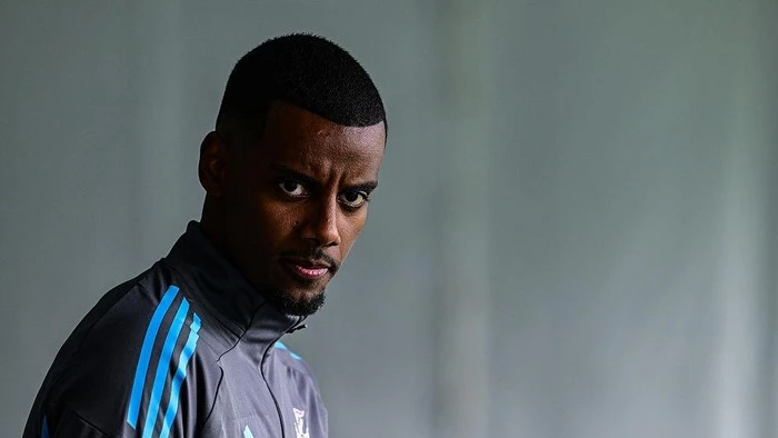 Liverpool Kontak Newcastle untuk Transfer Isak