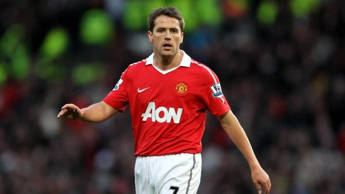 Michael Owen Prediksi 4 Besar Liga Inggris, Tak Ada MU
