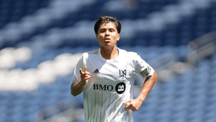 Momen Adrian Wibowo Disambut Patrick Kluivert