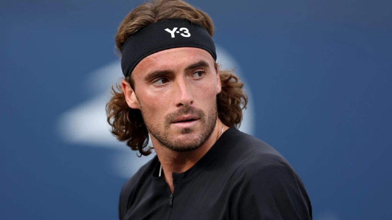 Stefanos Tsitsipas Akui Kesalahan Yang Ia Lakukan Di Luar Lapangan