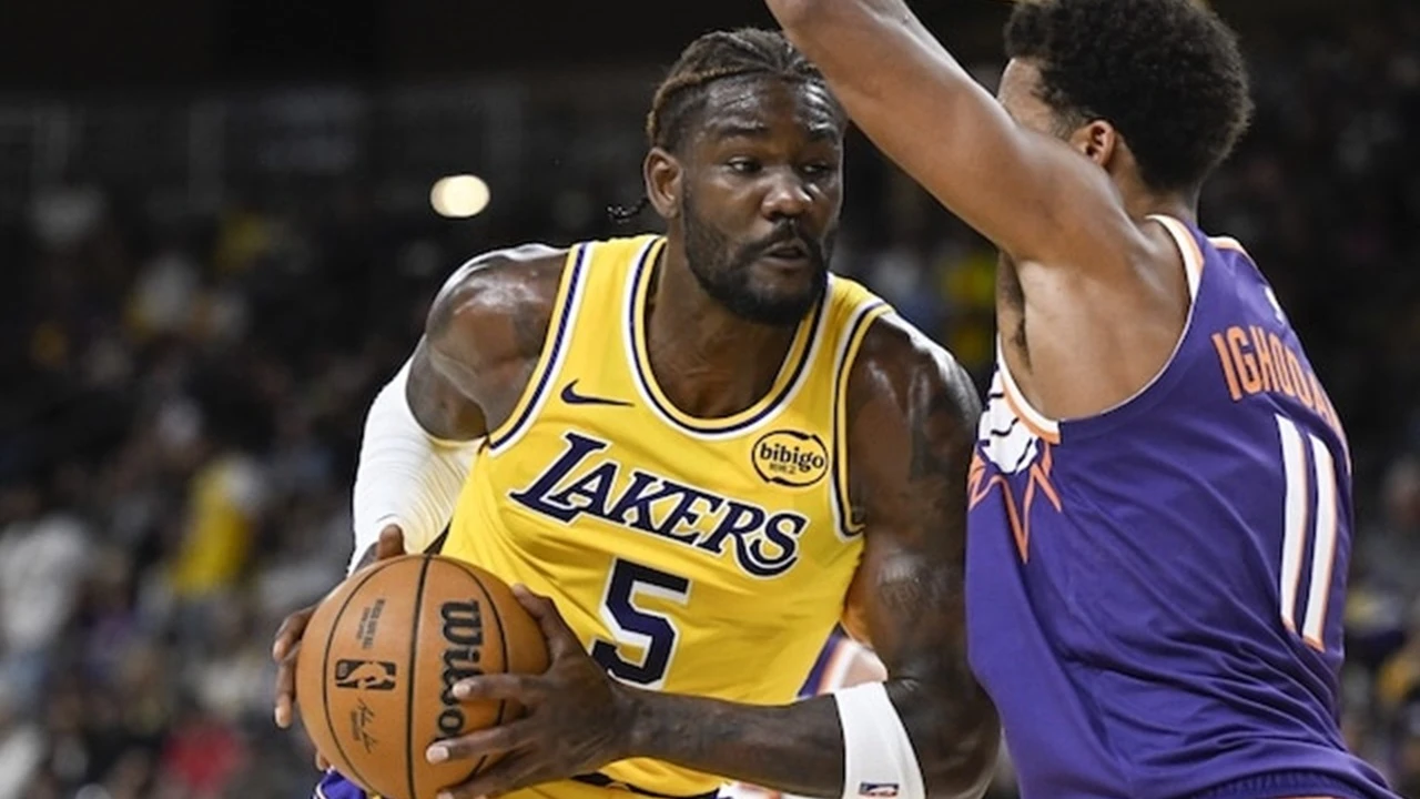 Deandre Ayton Ingin Tunjukan Komitmen dalam Bertahan